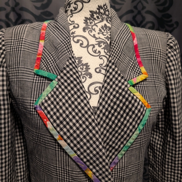 RARE Vintage Emanuel Ungaro Black and White Plaid Blazer Tie Dye Trim - Picture 2 of 10